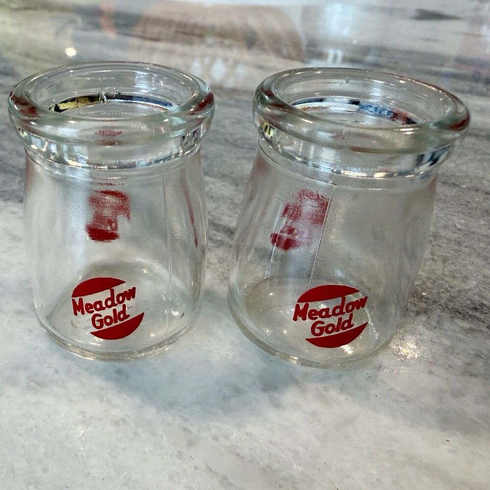 Meadow Gold Lot Of 2 Clear & Red Round Small Dairy Creamers National Brand